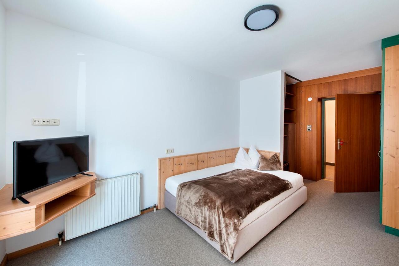 Manni Home - Rooms & Apartments ไมย์อาโฮเฟิน ภายนอก รูปภาพ