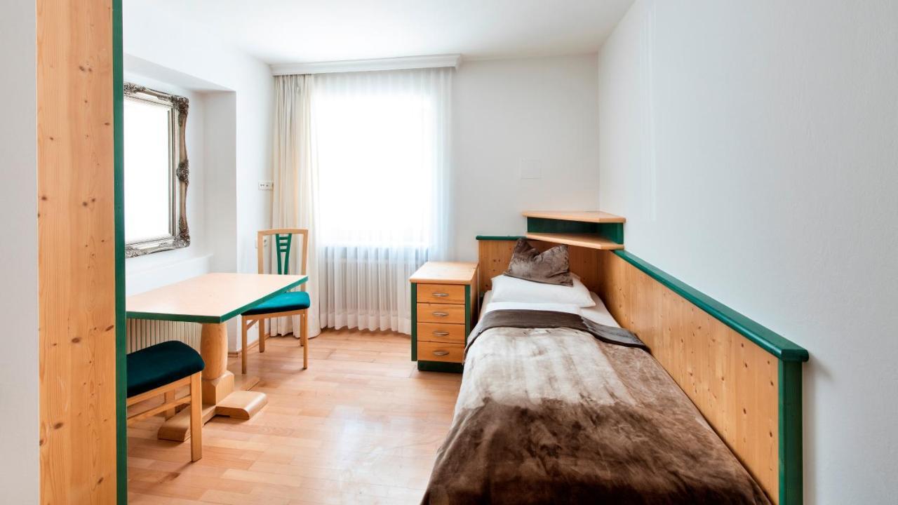 Manni Home - Rooms & Apartments ไมย์อาโฮเฟิน ภายนอก รูปภาพ